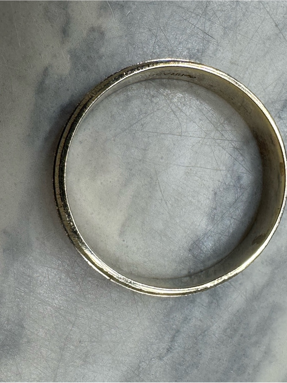 Men’s Size 10 Brass Gold Tone Textured we Band Ring Vintage Statement Jewelry - Picture 7 of 10